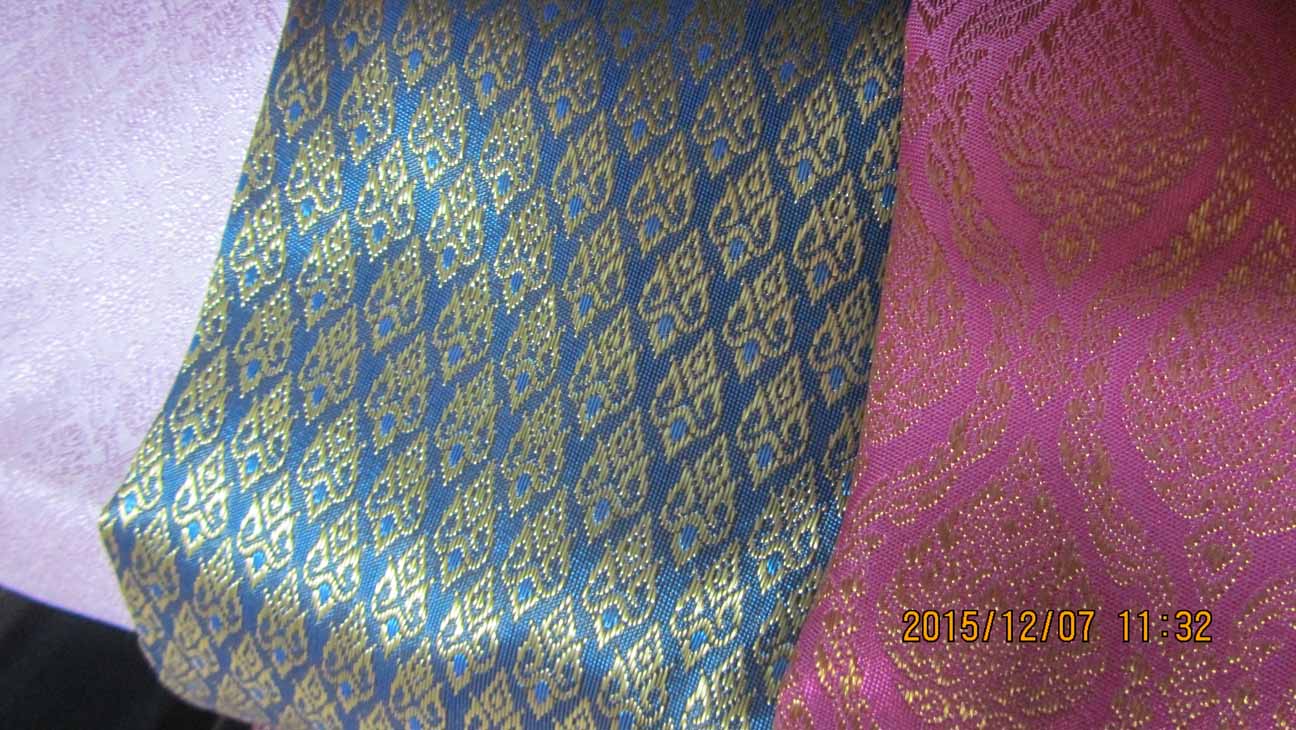 Pumreangsilk 17.JPG 180.8K